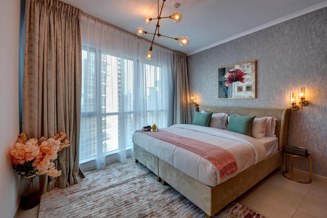 Durrani Homes - Luxe Living With Burj Khalifa And Fountain View - Third Room Without Partition ドバイ エクステリア 写真